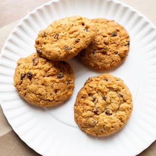 Oatmeal Raisin Cookie