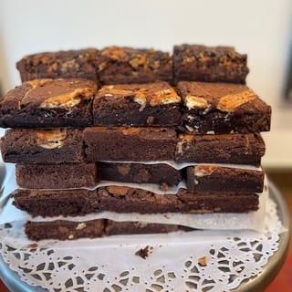 Cheesecake Brownie