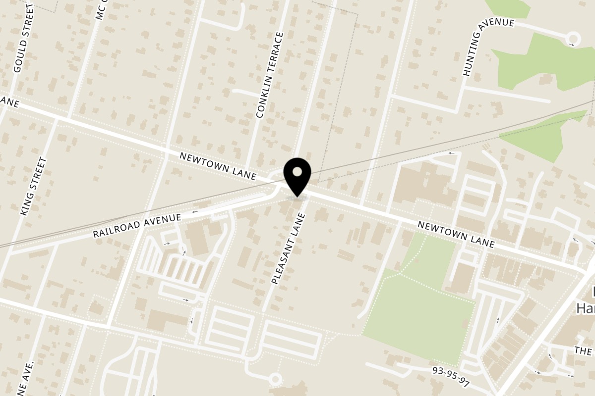 Map showing the location of Hampton Chutney Co. East Hampton on 107 Newtown Ln in East Hampton